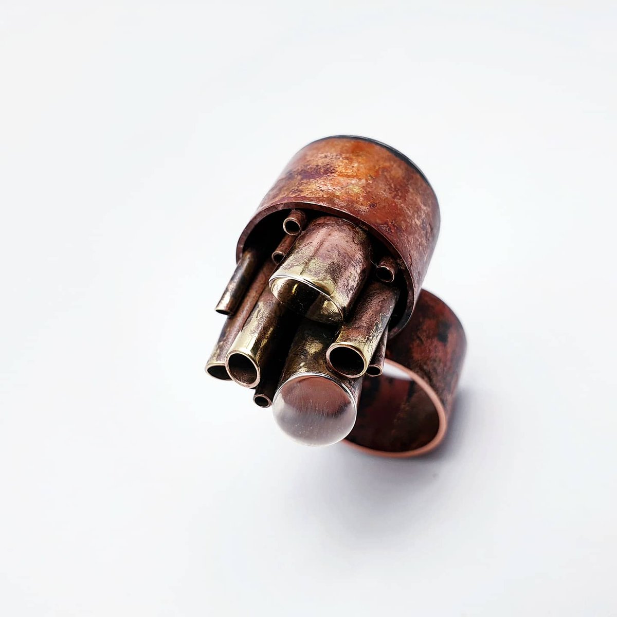 MBelicovici's tweet photo. It feels almost intoxicatingly demiurgic, the power to lead each jewel to the point when it's telling its story to the fullest. And then stop intervening, over-polishing it into the wide accepted vision of shining #beauty.
#exposed
#jewelry
#design
#modernart
#streetstyle
#artist https://t.co/5zXOvEWEqV