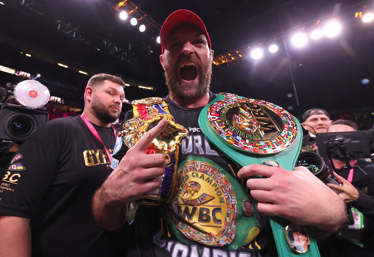 Sporf's tweet photo. ⏪ ICYMI:

🥊 Wilder knocked down in 3rd.

😳 Fury down TWICE in the same round for 1st time in his career.

💥 Wilder down again in 10th.

✅ Wilder knocked out in 11th.

🔥 A war between two warriors. https://t.co/0SC3BbGLFp