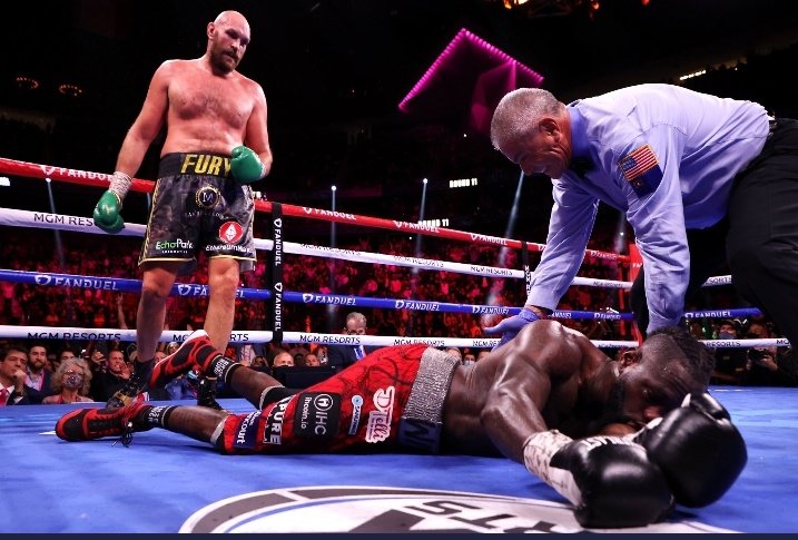 Change your profile pic <a href="/Tyson_Fury/">TYSON FURY</a>