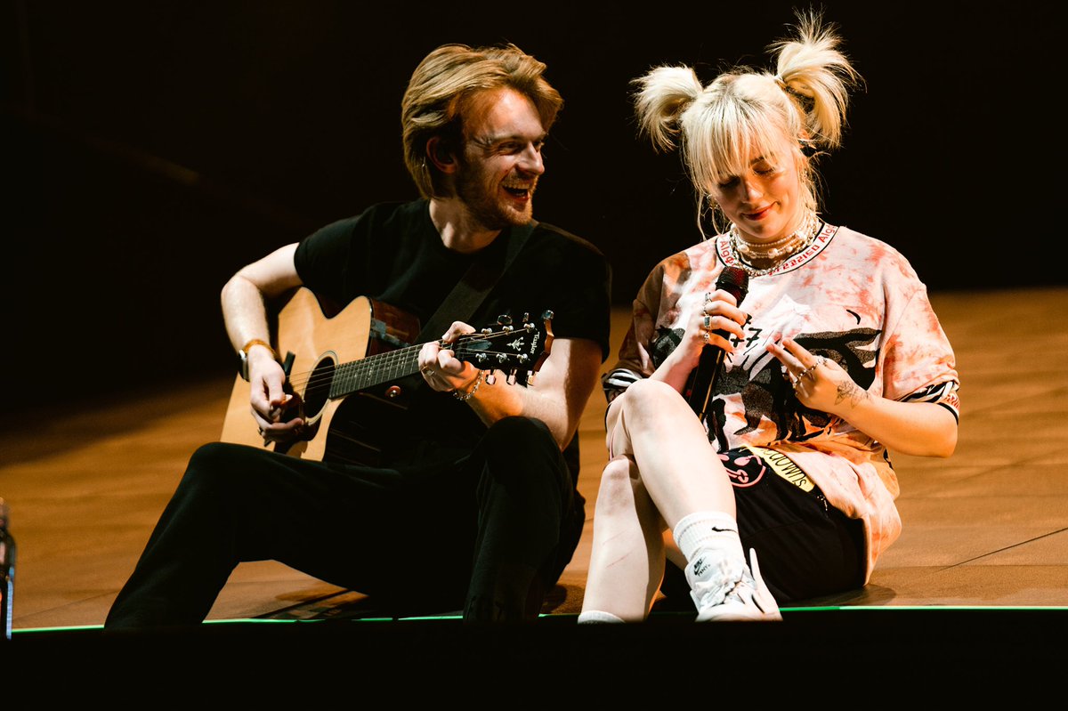 aclfestival's tweet photo. ROUND 2 // WEEKEND TWO! @billieeilish 💚💚💚

📸: @ashleyosborn and @rohofoto https://t.co/Y4tKCjfNTb