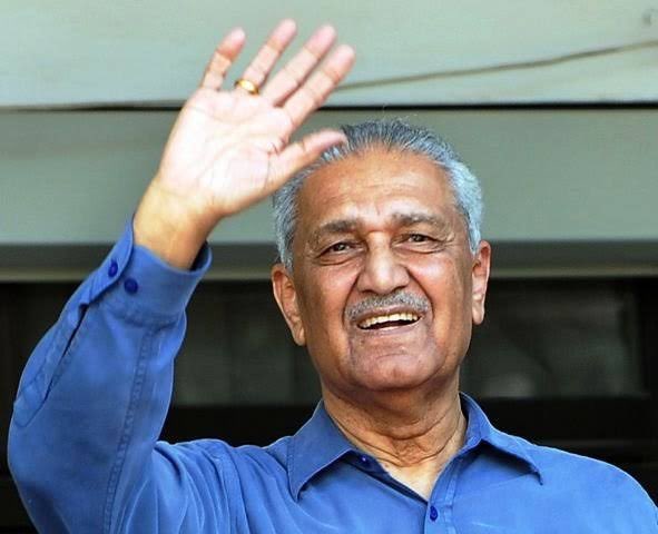 AummanButt's tweet photo. Pakistan never valued its real heros, from Quaid-e-Awam to Dr AQ Khan
This nation is fond of praising legends after their demise
Doctor! Allah will reward you for your services! Ameen !!!!!!
#DrAbdulQadeerKhan https://t.co/yMdNcaB8pg