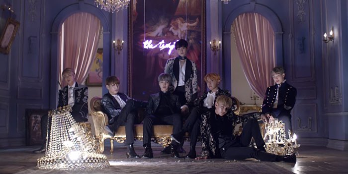 btschartdata's tweet photo. ‘Blood Sweat &amp; Tears’ MV has surpassed 800 million views on Youtube, their 7th MV to achieve this! https://t.co/C2ndhFvYEk