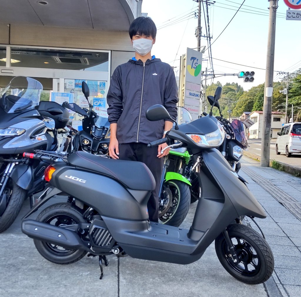 ts_onuma's tweet photo. Kさん #JOGDX ご納車おめでとうございます。

これからは原付スクーターで移動も楽々ですね。是非素敵なバイクライフをお過ごしください。

今後とも宜しくお願い致しますm(._.)m
#ティーズ #仙台 #八幡 #ご納車写真 https://t.co/afylFo3IKp