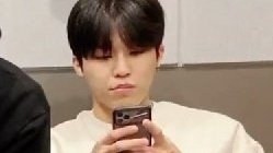 ًrojen 정우 ꔛ♡̷ 💛 tweet media