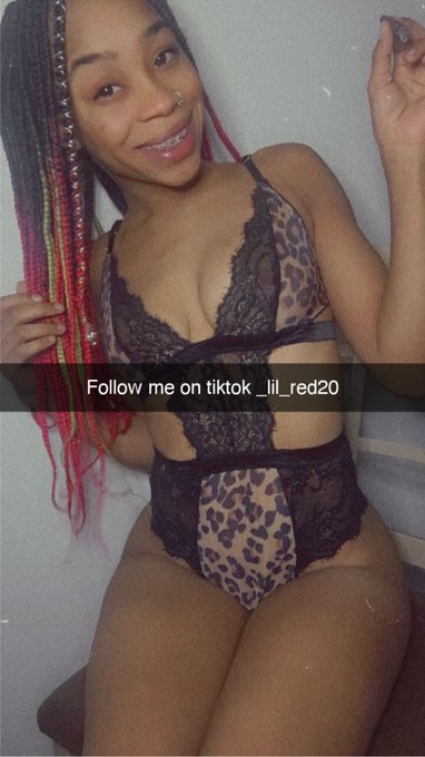 Follow me on tiktoks yall _Lil_Red20 🤪😘😏 https://t.co/dkMF5gJbWF