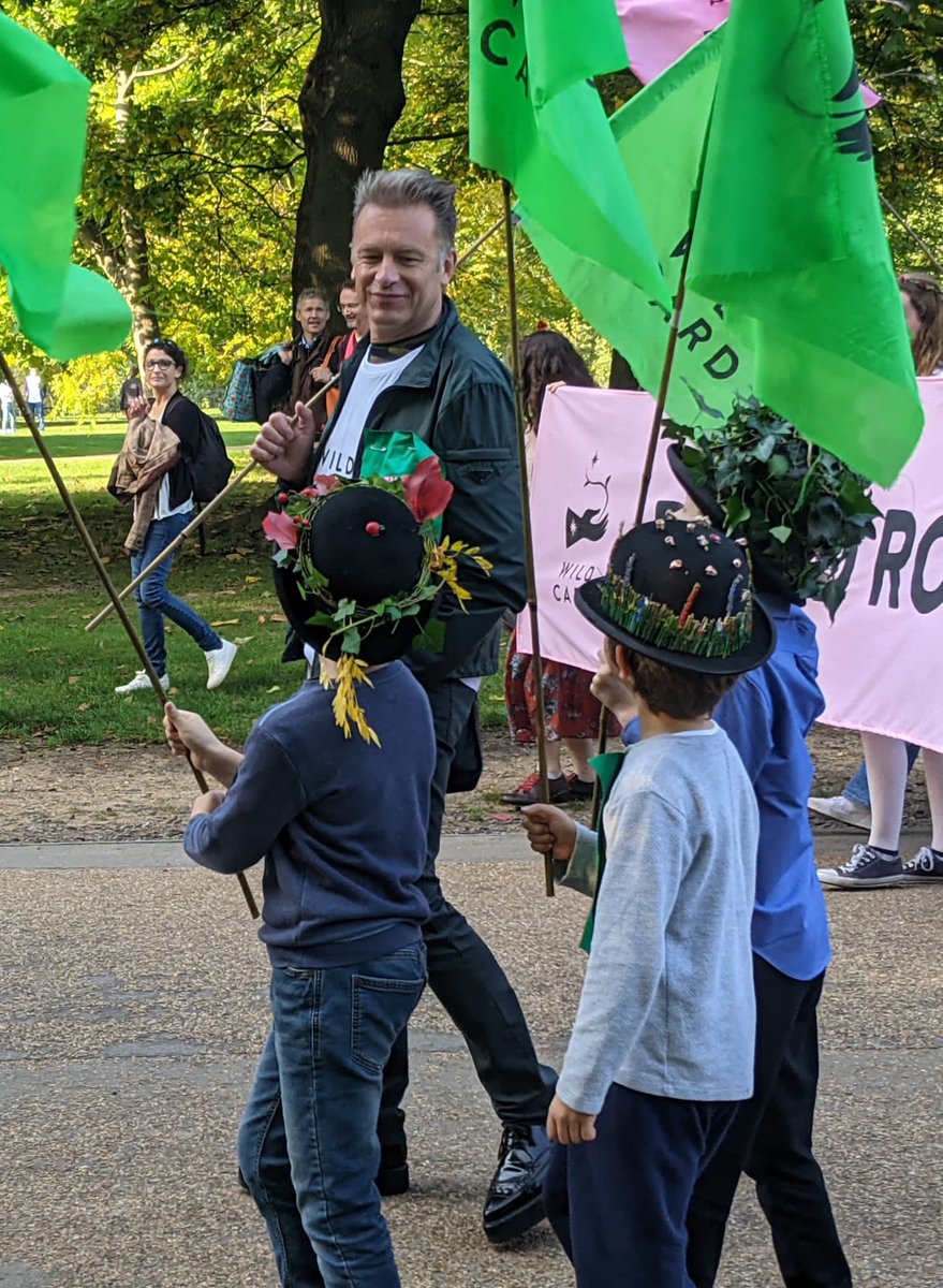 S.O.S From The Kids🌎 tweet media