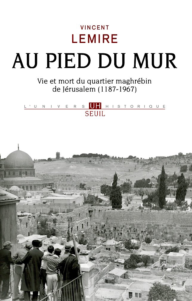 v_lemire's tweet photo. … Dernières retouches, on y est presque !!! @EditionsduSeuil #HDR #21janvier2022 … &amp; the same will be published in English by @Stanford University Press in Autumn 2022 #OneWorld #Translation #Transmission https://t.co/u621qTp2V0
