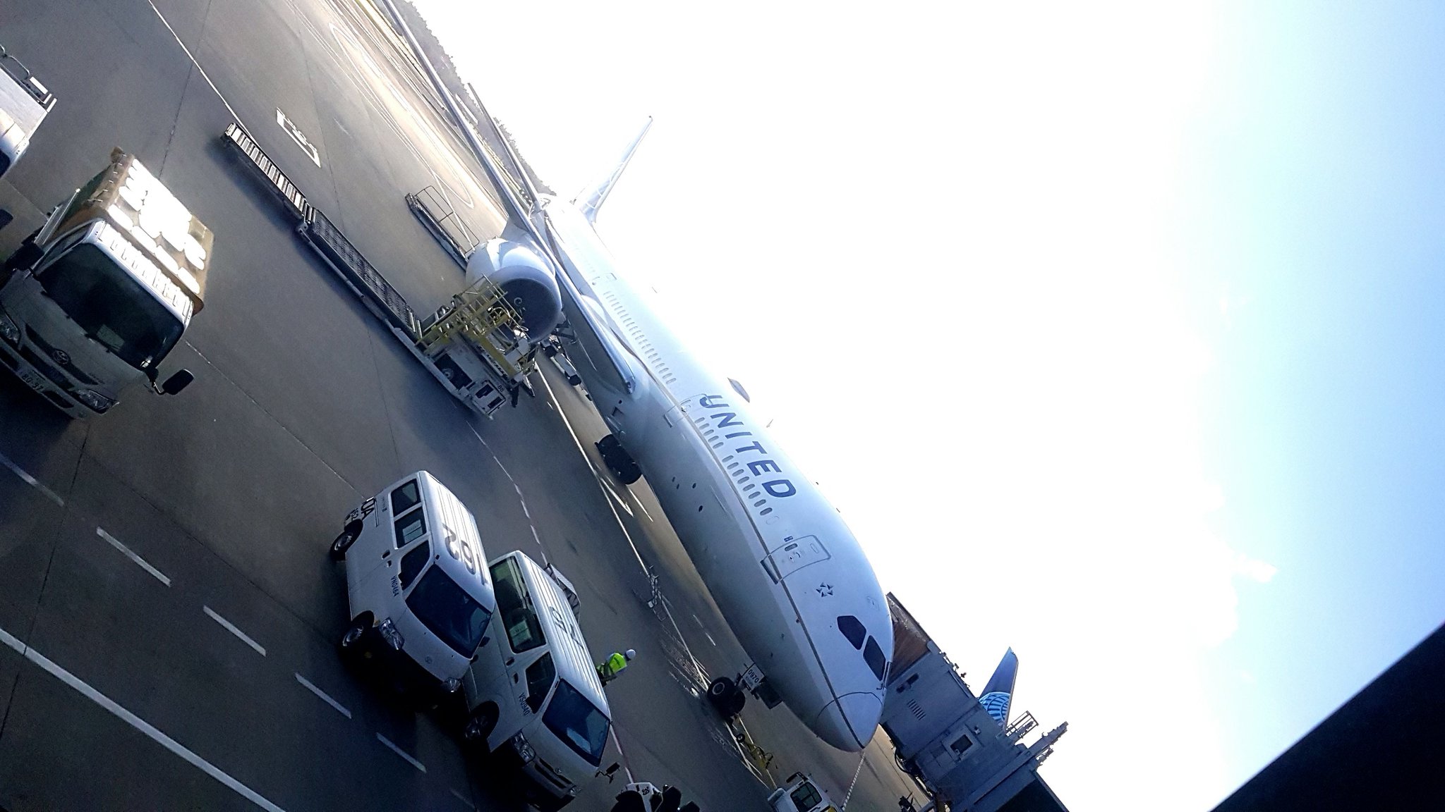 Ronnyy671 Back To Guam But Not Vc For Work Lets Go グアム サファイア 海外旅行 T Co Bg5klkmliv Twitter