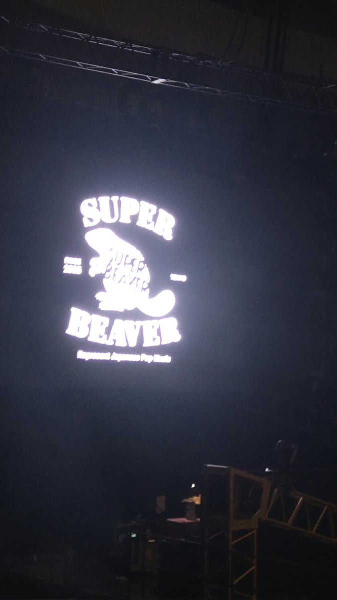 0325Ek's tweet photo. ち！近い！
初BEVAERでこんなに近くていいんですか⁉️
UVERworldでもこんなに近くで見た事にないくらい😭
スタンドだから視界スッキリ👀
沼にハマったらどうしよう😱
#SUPERBEVAER
#日本ガイシ https://t.co/9ft9viboY9
