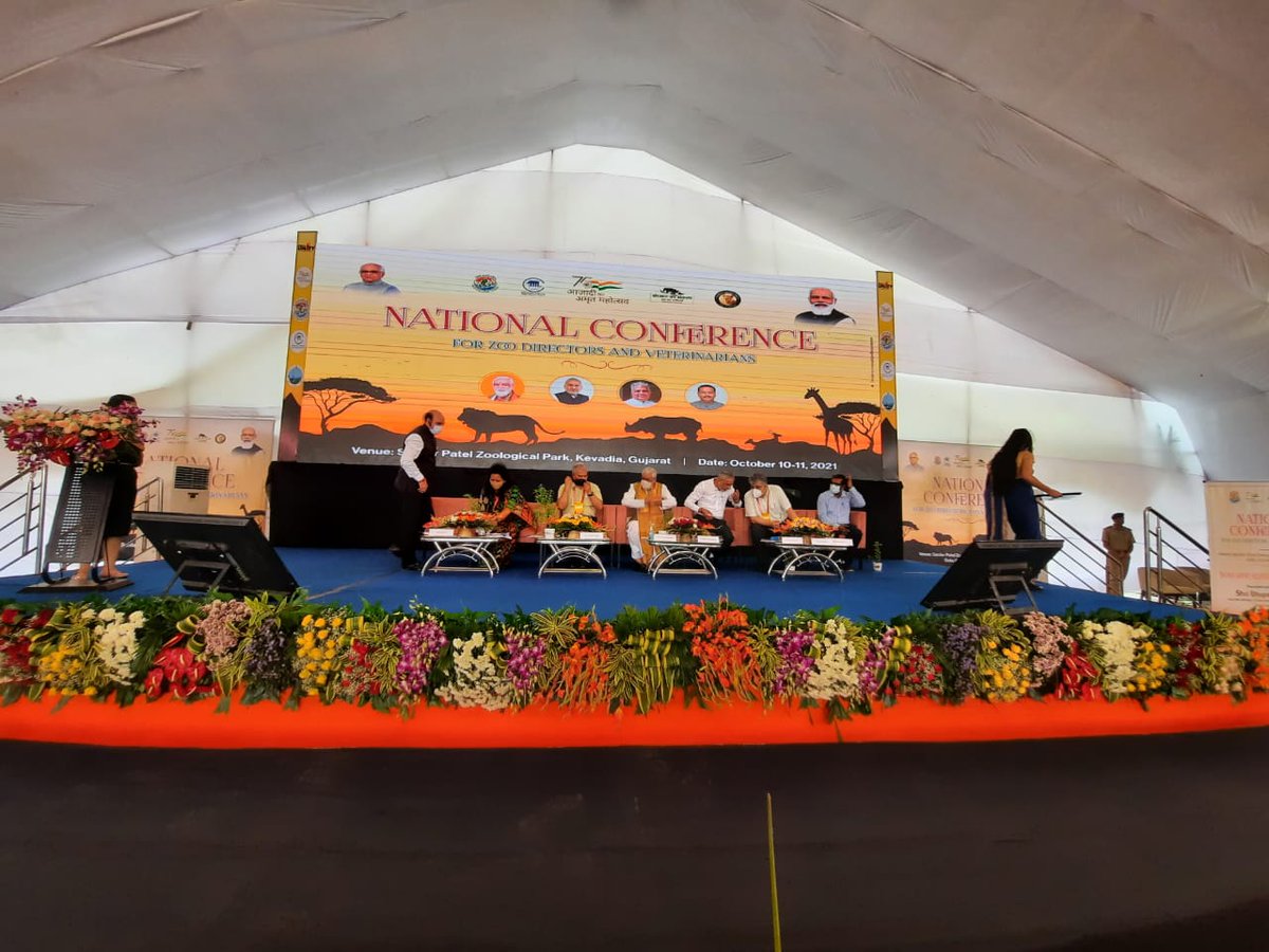 CZA_Delhi's tweet photo. The National Conference for Zoo Directors and Veterinarians - Inauguration by Hon'ble Minister of State, Environment, Forest & Climate Change and Hon'ble Minister of State, (Forest & Environment), Gujarat.
https://t.co/d3VQ1HkDJh
#zooconference
@AshwiniKChoubey
@MLAJagdish https://t.co/n0Y28vjEkb