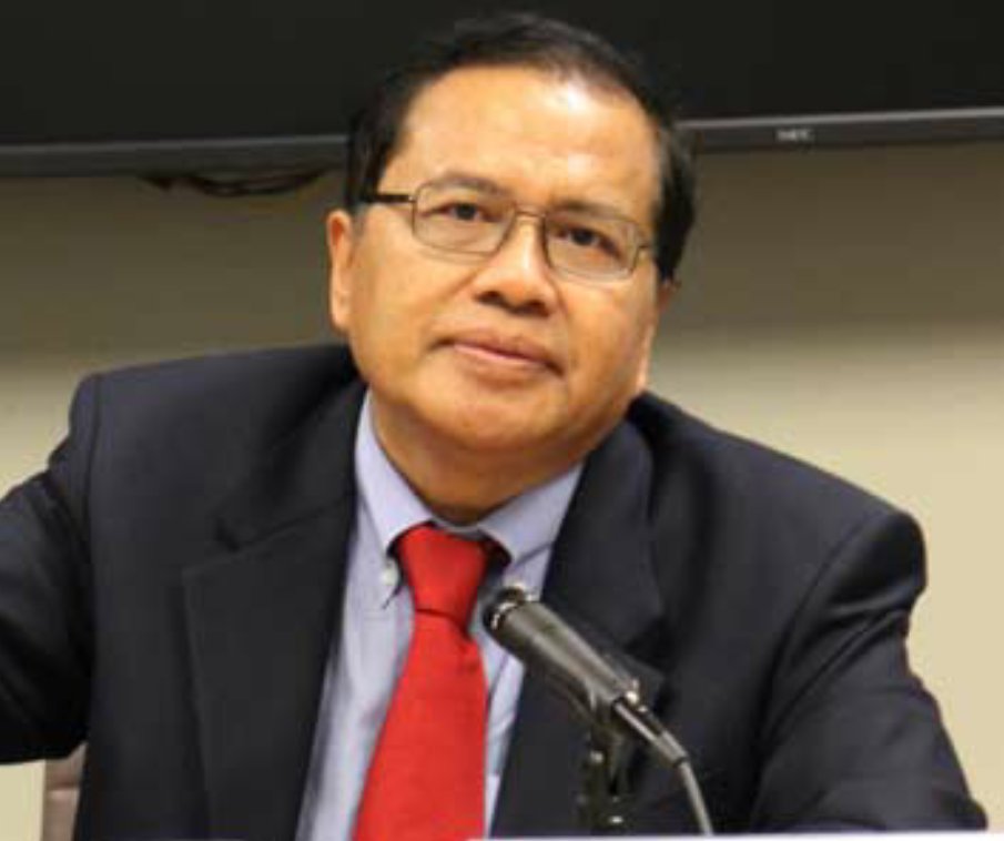 Jika dihadapkan pada 2 pilihan untuk menggantikan <a href="/jokowi/">Joko Widodo</a> memimpin negri ini maka mana yang anda pilih ?

Tuan <a href="/prabowo/">Prabowo Subianto</a> ❤️ 
atau 
bang <a href="/RamliRizal/">Yayasan Inisiatif Rizal Ramli</a> 🔁