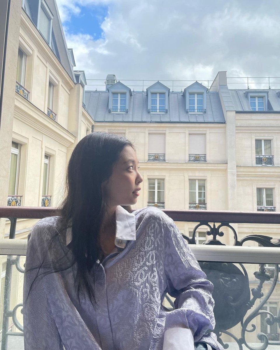 jxnini_rubyjane's tweet photo. Jennie https://t.co/uXB1QdU64z