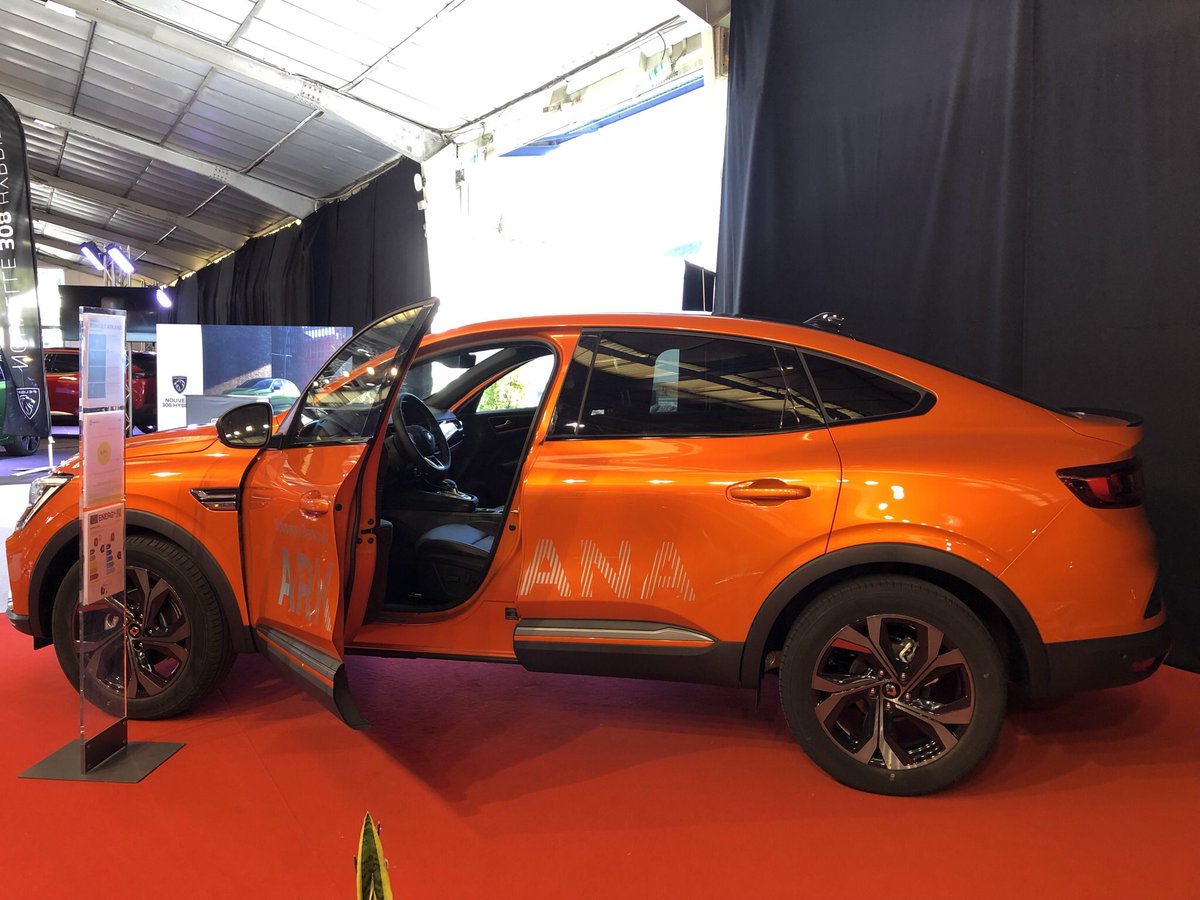 SalonAutoPau's tweet photo. La nouvelle #RenaultArkana est disponible dans le Hall Aspe chez la concession P.P.D.A (#Edenauto) ! 
Nous sommes certains que vous allez l’aimer 😉 https://t.co/JFX3F2IPmX