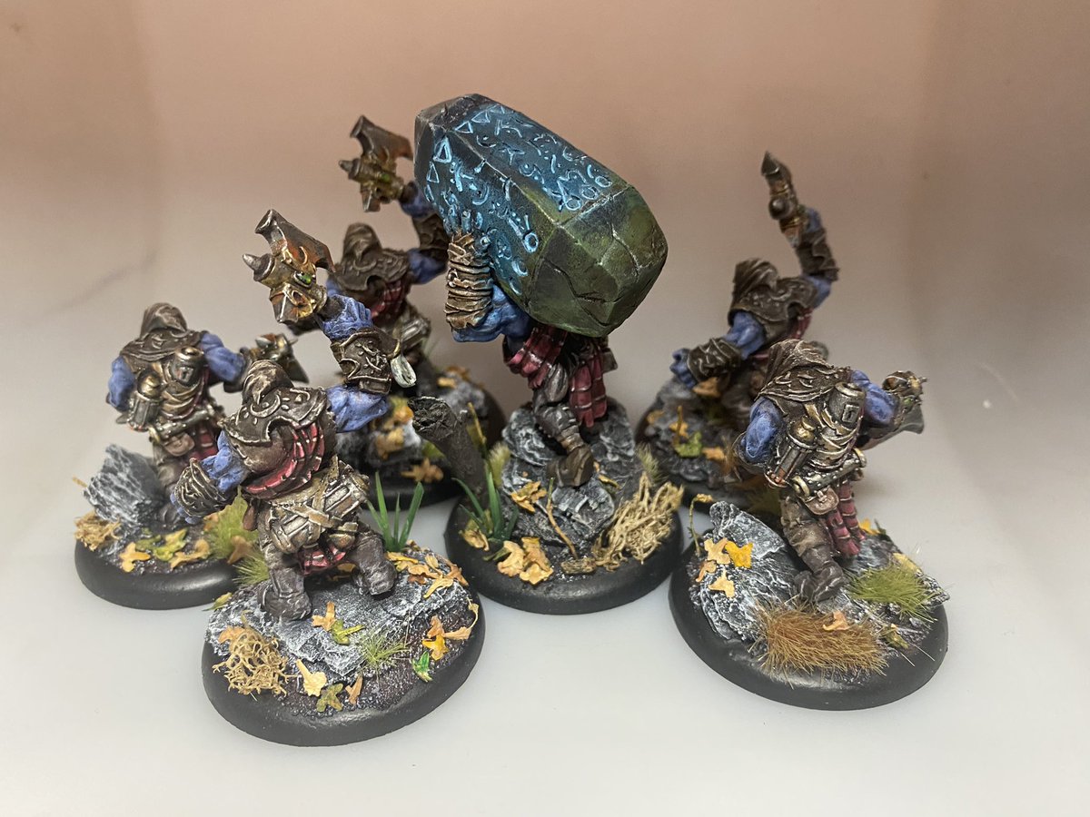 khadorianB's tweet photo. Krielstone Bearer &amp; Stone Scribes unit done. #playitpainted #warmachine #hordes #p3painters #pointaday #privateerpress https://t.co/ZBwecfsL7a