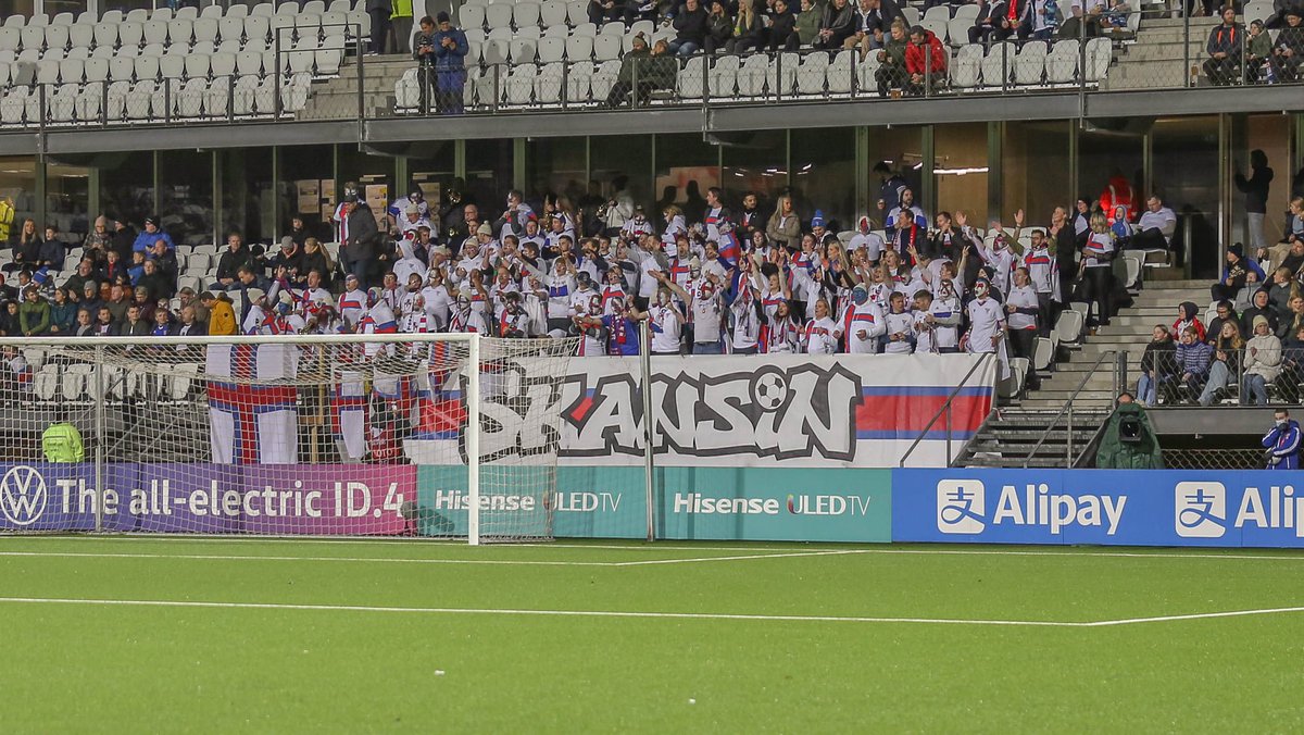 FaeroskFodbold's tweet photo. Yet another great performance from Tórsvøllur last night. See you again on Tuesday! 🇫🇴
#FROAUT #FROSCO https://t.co/4s8TPAK8Yq