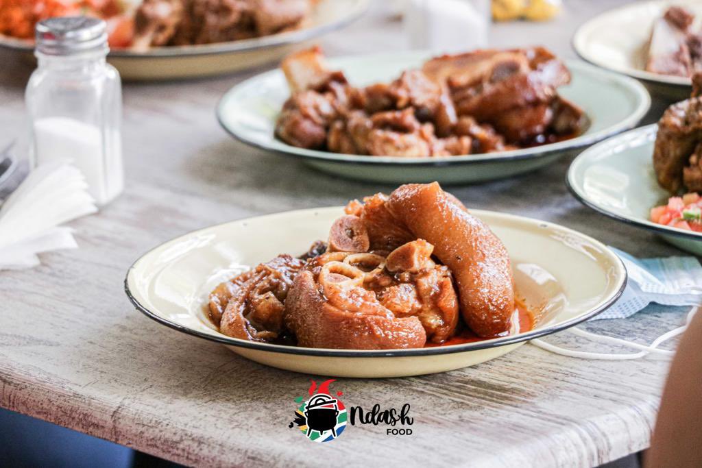 Mr_Ndash's tweet photo. #NdashFood is Your yummy Sunday Food Plug π₯°Take aways available for collections for I plate Lethu atπ Tubbs Carwash Sundays only Pop up - 183 Corlett Drive from 12 - 18:30pm . Please call us for take aways on 0630836783 | 0764694343 - #Level1 Rules apply. #foodie https://t.co/SKvjO4S4wx