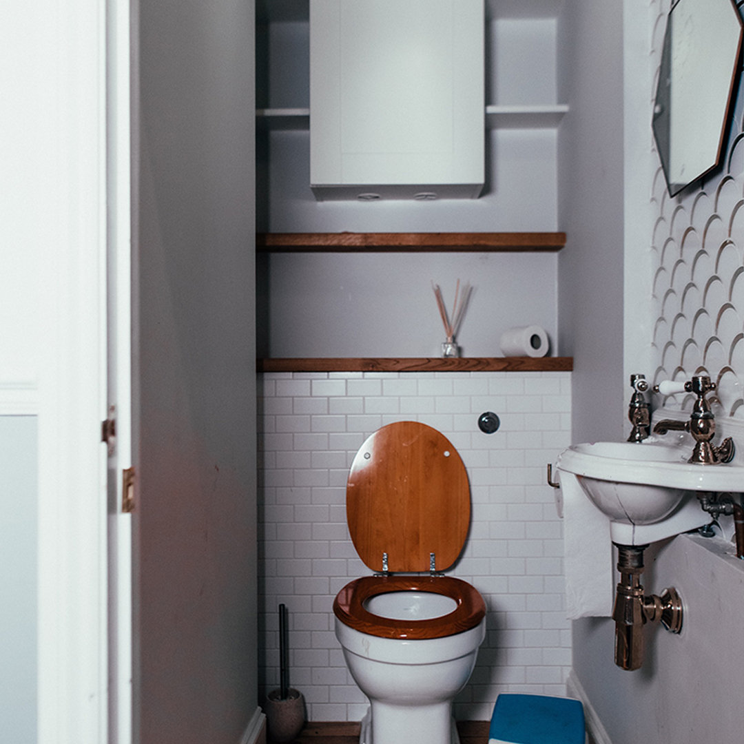 duluxuk's tweet photo. For his bathroom transformation, @StefMichalak reached for Simply Refresh One Coat in Pressed Petal to brighten the room.
Read more here: https://t.co/aeEtBQijMf
#SimplyRefresh #SimplyRefreshProject https://t.co/5By8pzuUjB