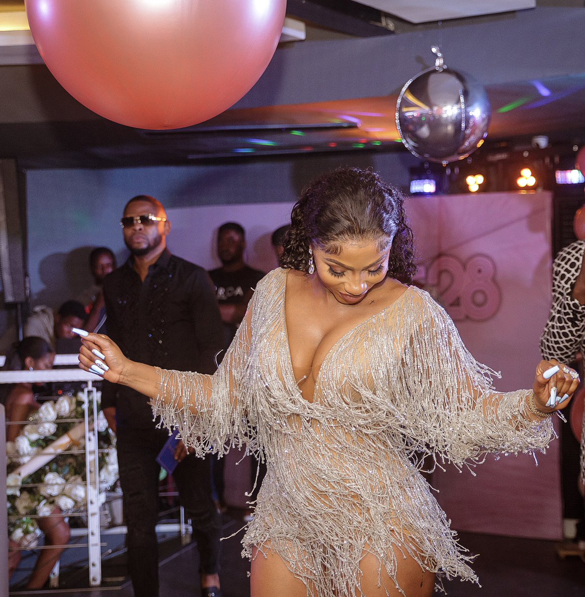 real_mercyeke's tweet photo. Show Day is upon us🎉 I’m super excited 💃 Mercy What Next is starting today on Africa Magic Showcase at 18:00🔥 @africamagictv 
#AmTheMercyShow 
#MercyWhatNext https://t.co/TUML2BjH1M
