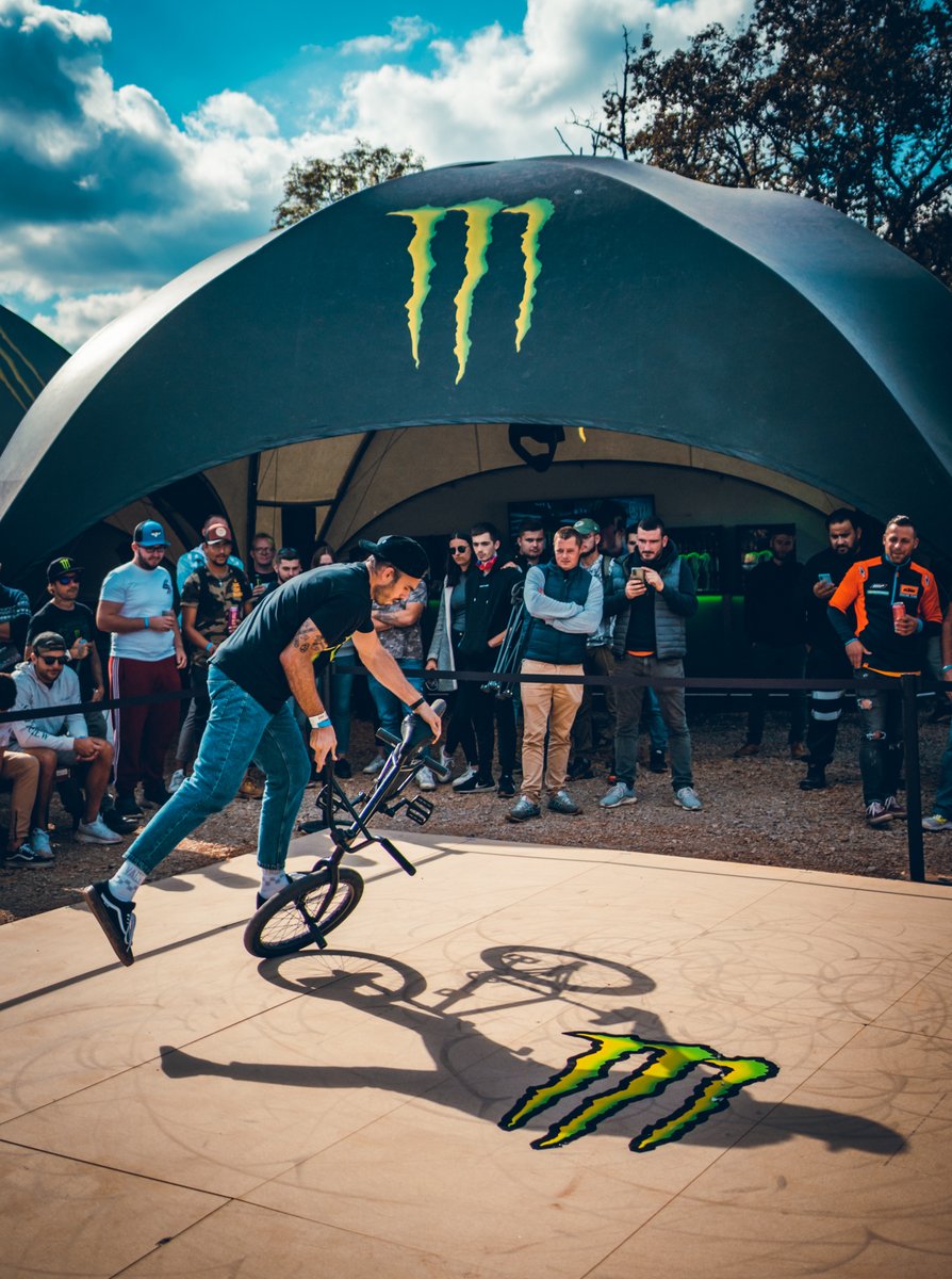 MonsterEnergyF's tweet photo. Encore 2 sessions de #FlatBMX avec Jean Bulhon à venir au @mxgp de France à 14h45 et 15h45 ! https://t.co/BLmjkAJTb2