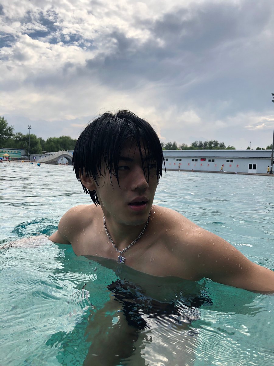 Fuuegoooo's tweet photo. 越来越冷了.. https://t.co/evtWas9nFa