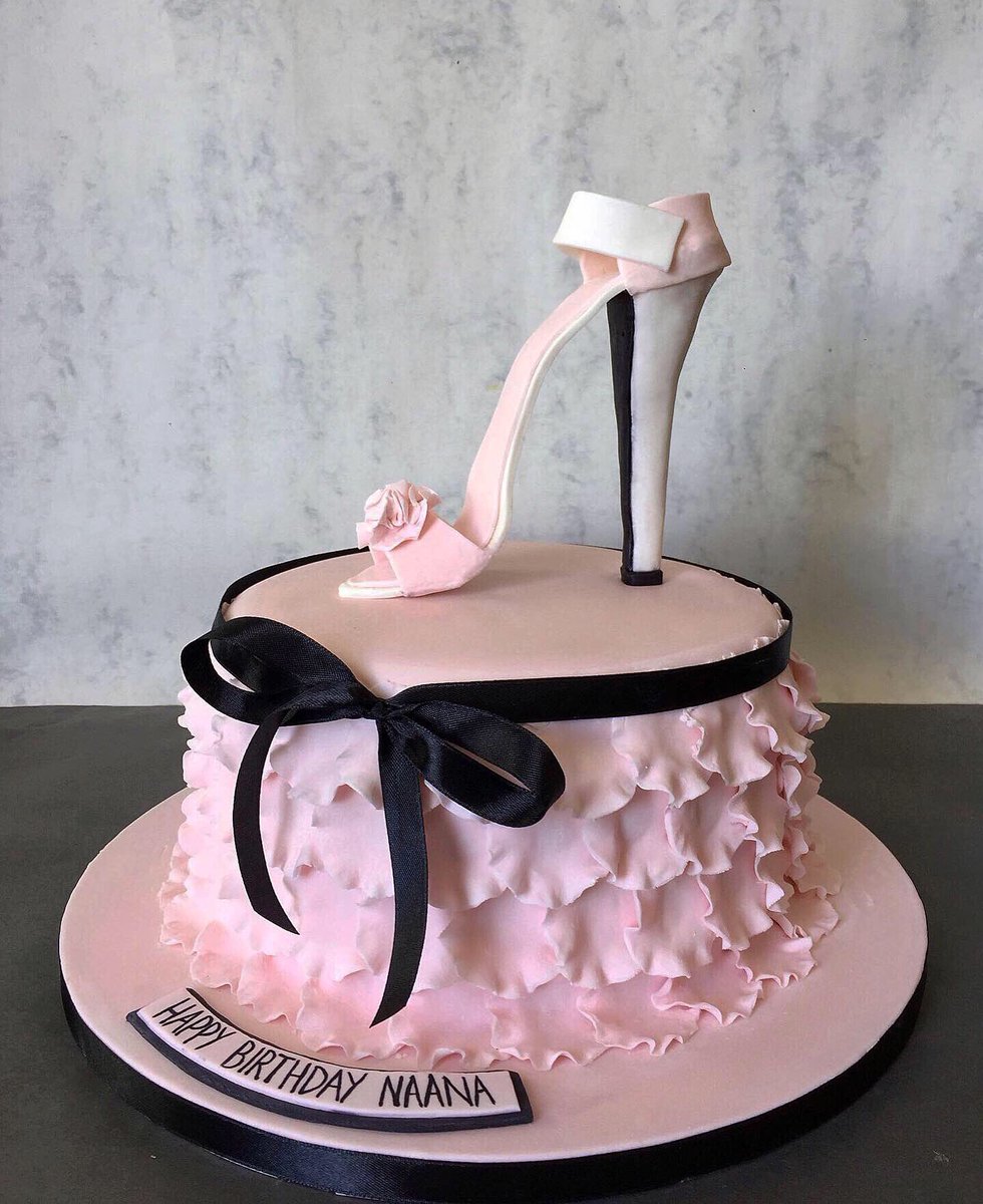 Bakeacakemv's tweet photo. There’s always room for one more pair 

#birthdaycake #shoecake #heelcakes👠 #heelcake #bakeacakemv #cake #pinkcake https://t.co/sTF5mrPq10