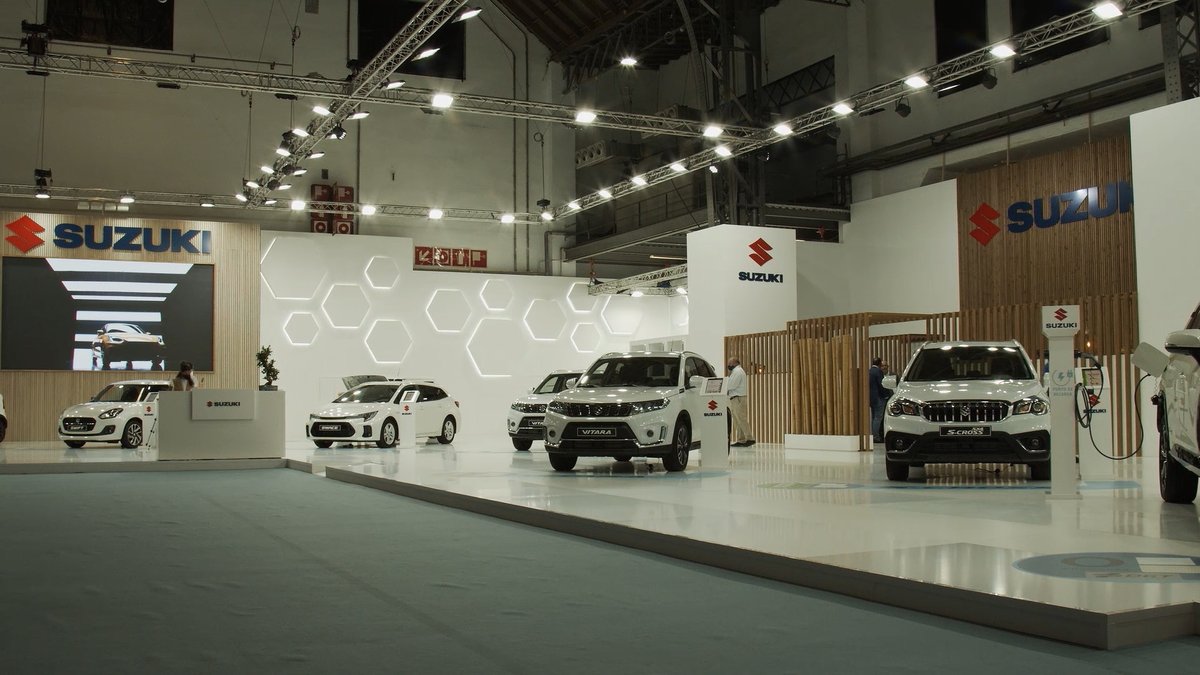 CCubicos's tweet photo. También pudimos ver a @SuzukiIberica en el @automobilebcn con su nuevo #Accross y su motor híbrido enchufable, el #Swace con su sistema híbrido autorrecargable y el #Vitara con tecnología microhíbrida.
@juanlopezfrade @puntalproduc #CCúbicos274 https://t.co/eB7Z7e5nr7
