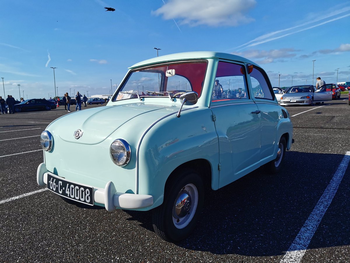 CorkCarShow's tweet photo. The smallest car at the car show today is the Goggomobil! 
#CorkCarShow #CorkCity https://t.co/aEnwaZZy4H