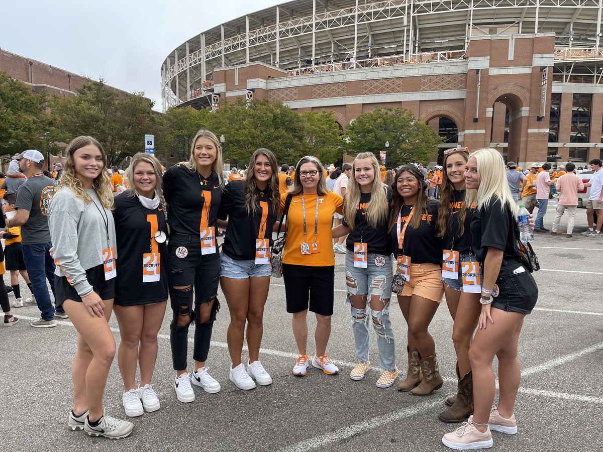 Had a great time on my official visit.Can’t wait to call this place my home next year #govols