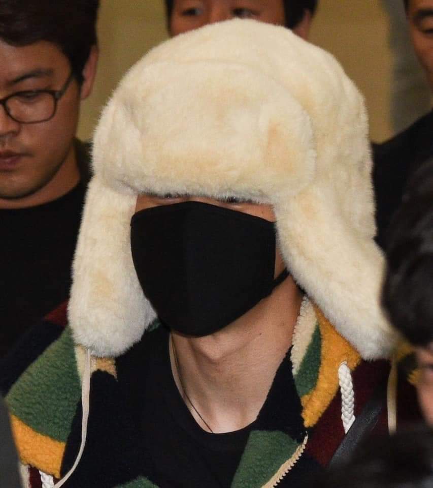 MShetu1's tweet photo. Who did this???
🤣🤣🤣🤣
#Jimin https://t.co/ED9L8LgT65