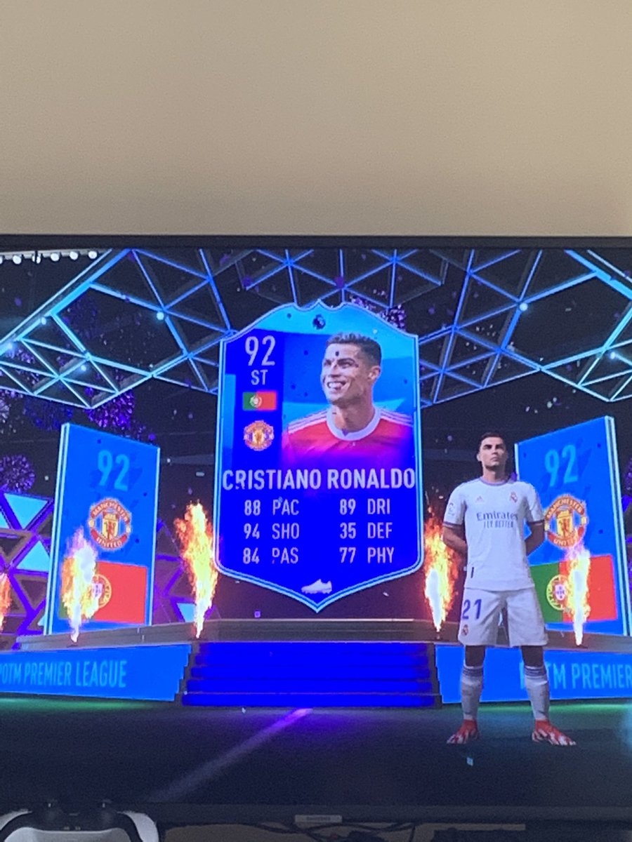 TheWolfOfFUT1's tweet photo. Welcome...to...the...club

#fifa22 #fifa #fut #fut22 #POTM https://t.co/3Yr0tMQUvU