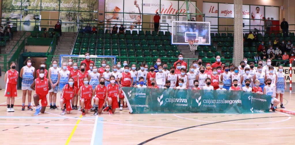 FBCyL's tweet photo. En Segovia, arrancan también los partidos de la Fase Previa, del Campeonato de selecciones provinciales.

En marcha el Triangular de partidos de ⛹️‍♀️ y ⛹🏼‍♂️ entre Segovia, Avila y Salamanca 💪 

#Generacion2010 @CRSASALAMANCA https://t.co/tMIFBVL474