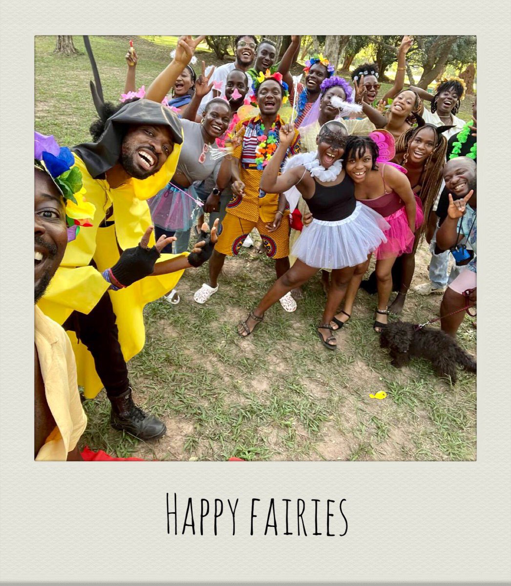 Some days our hearts become full by playing ”pretend” 🔆

#travelingfriends #travelghana