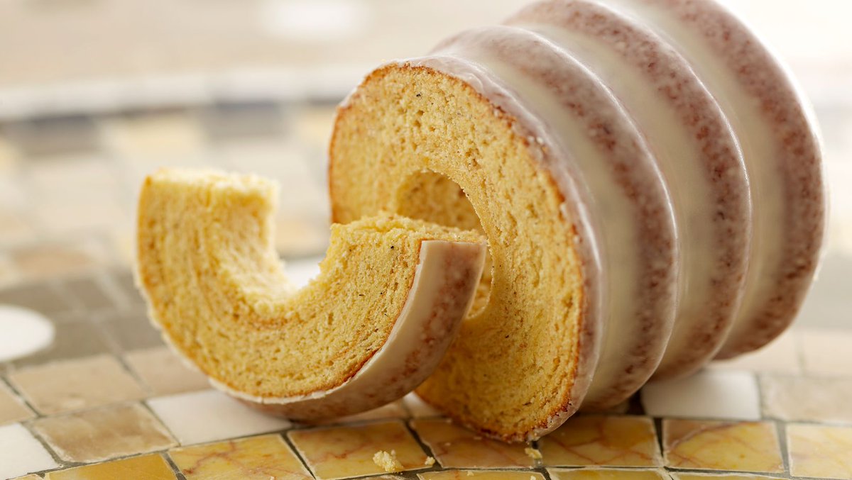 第24代首相グザヴィ工 ベッテﾉﾚ 偽物 Fake Bettel Luxem Twitter