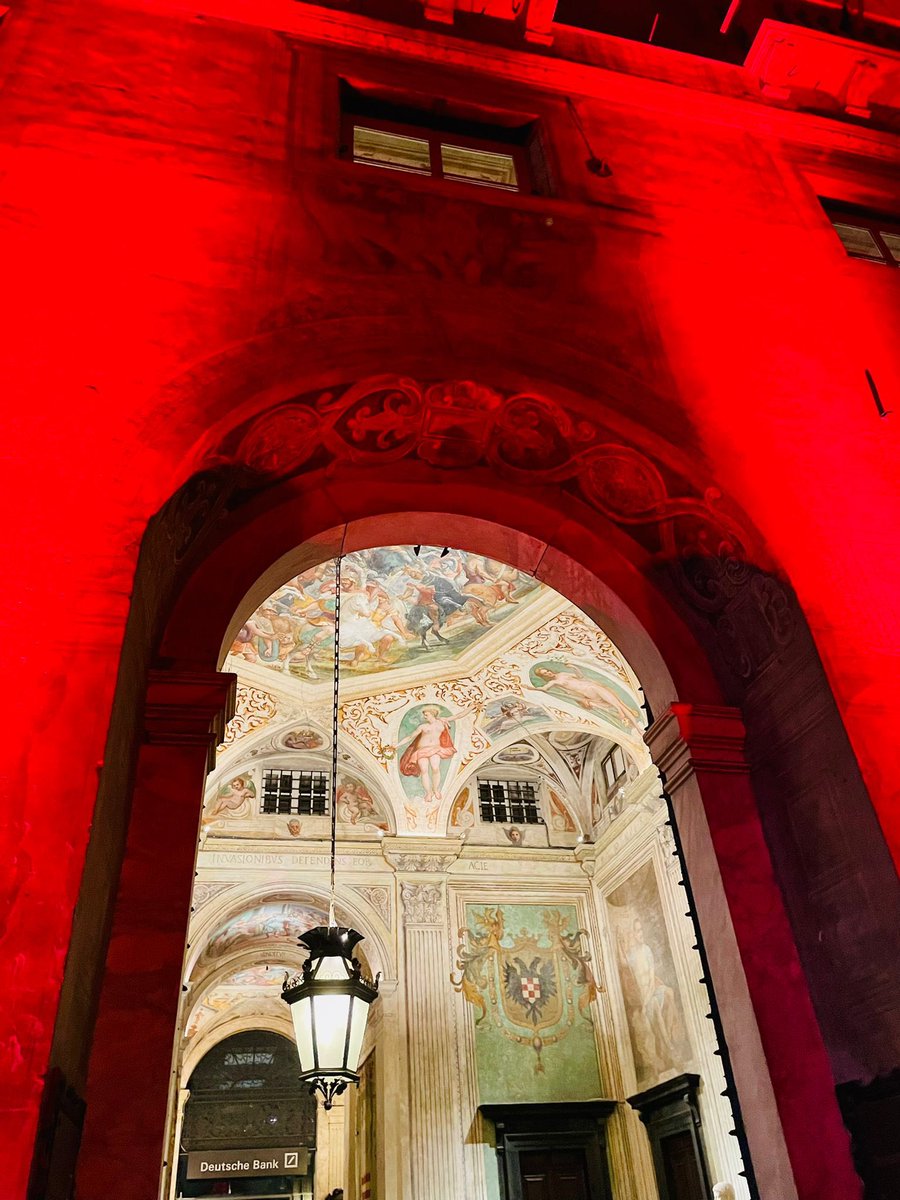 ITSforItaly's tweet photo. ITS ITALY has been actively involved in promoting @ComunediGenova and its medieval centre for many years. 
Now more than ever it’s ‘Don’t just visit, Belong!’ with lots of regeneration projects to be part of.

#Genoa #regeneration #rollidays Photos credits: @BarbieGrosso https://t.co/0vbLjCnyLP
