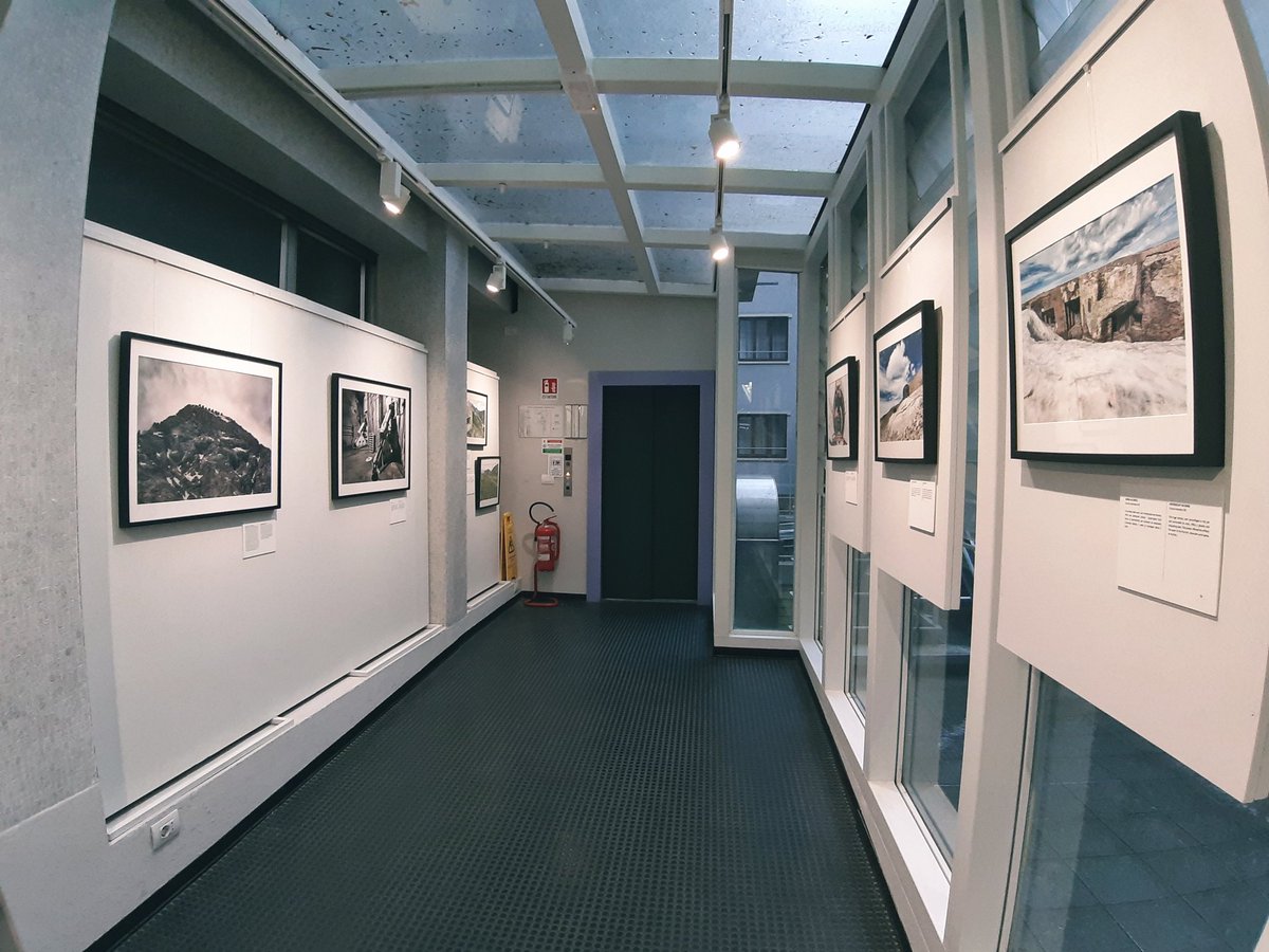 Franconiphotos's tweet photo. Alcuni scatti del #reportage sono ora esposti alla @Hoepli_1870 in una mini mostra fotografica. Non perdetevi le foto delle creste su cui spicca lo #Chaberton e le fortificazioni della #LineaMaginot #pernondimenticare #WW2 https://t.co/yw1w3Y3UEL