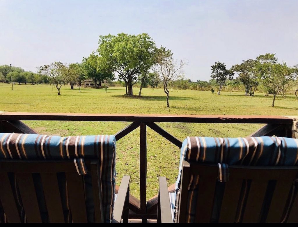 Sisterisaverb's tweet photo. How does nature impact our wellbeing? It restores; natures gives us the chance to sit still and experience. We invite you to sit with us and treat yourself with gentleness. Stone Lodge provides the perfect backdrop to align. We can't wait to indulge :)  #RestReTreat https://t.co/qQAxKaLCtb