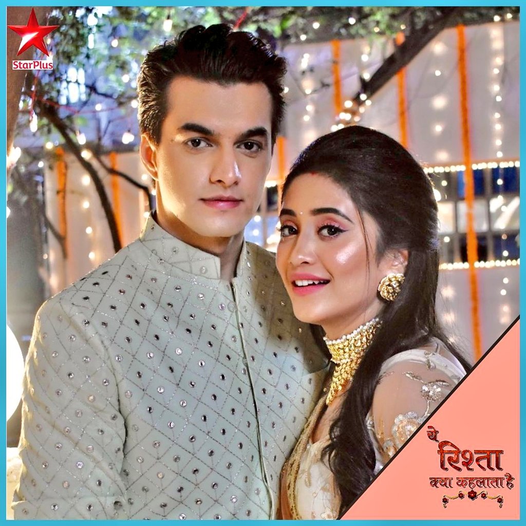 SimranS51082908's tweet photo. “lMy permanent relationship status- taken forever by the most gorgeous woman in this universe...❣
Love ya....💗
#shivin #shivinforever #MrsSMK #MrandMrsKhan #kaira #together #Forever ♥️🧿
@momo_mohsin @shivangijoshi10 https://t.co/6yD2edmH50