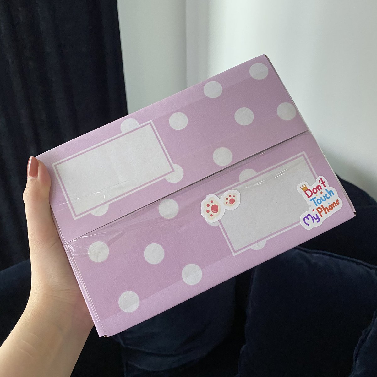 Viviennewonder's tweet photo. แจกอีกค้าบ 10.10 มาแจกของให้ ฟลว กันหน่อย ข้างในเป็นเครื่องสำอางมูลค่ากว่า 4000 บาทจ้า RT + FOLLOW เลย ประกาศพรุ่งนี้คับผม https://t.co/dRpMbiLhwS