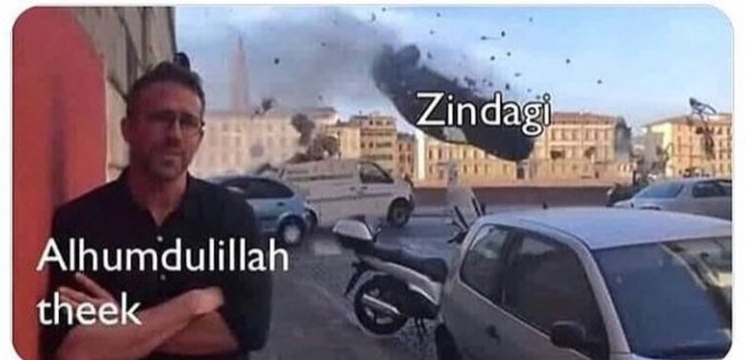 Someone : Zindagi kasi guzar rahi hai?

Me : 🌚