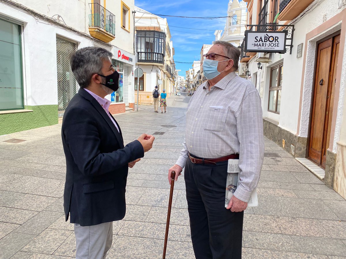 Esta semana he tenido la suerte de coincidir de nuevo con un gran andalucista,Juan Harillo, primer alcalde democrático de #Ronda y portavoz del Grupo Municipal Andalucista durante más de 20 años.Su gestión dejó huella en una ciudad esencial de #Andalucía.