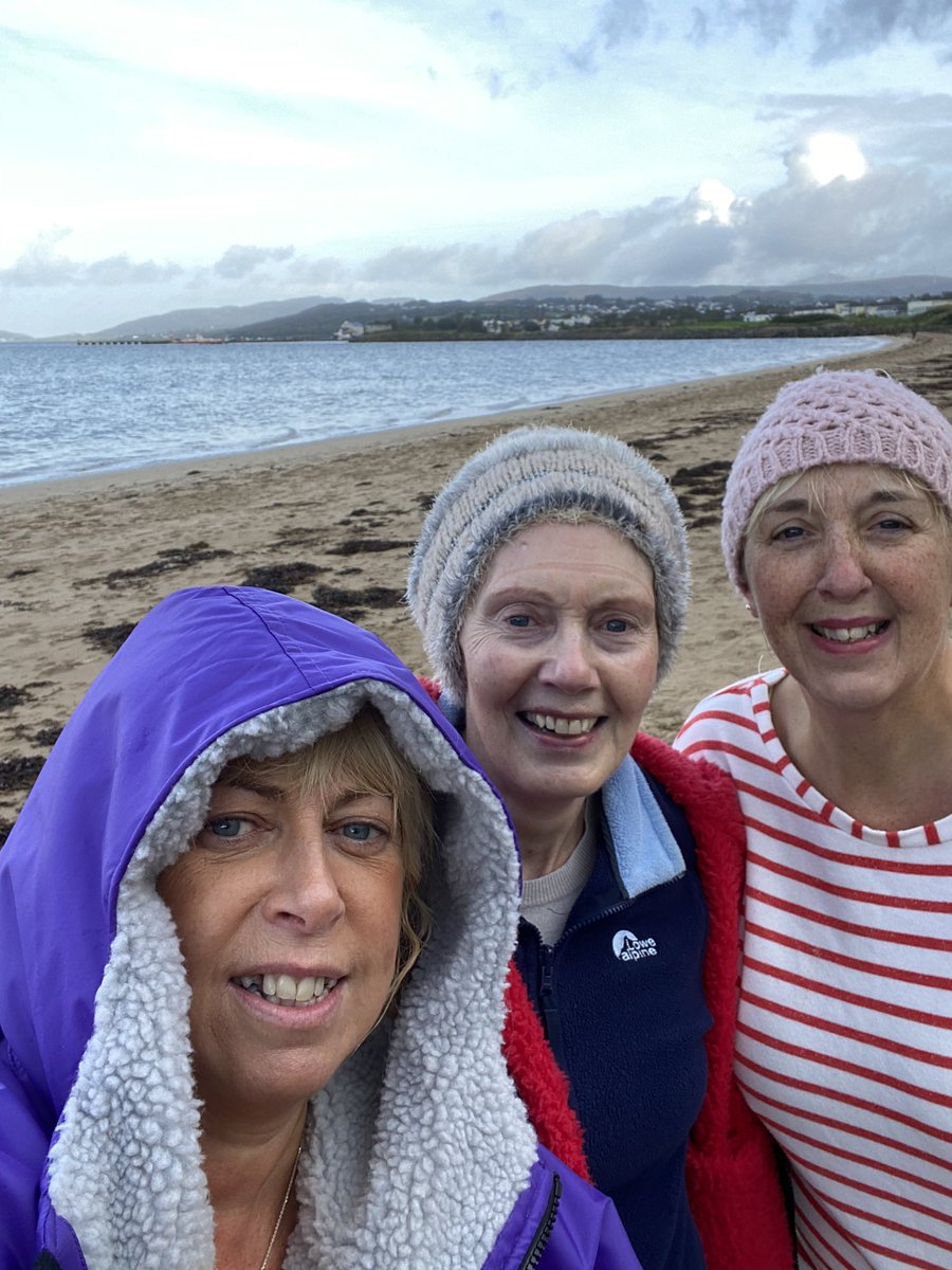 What a great start to the day- day 7 #seaswimming #wildwaterswimming #thestoics #vitaminsea 🌊🥶😎#Donegal