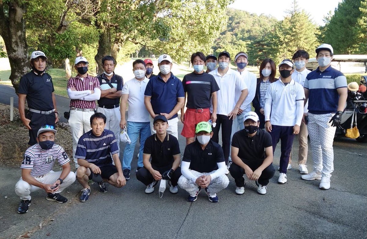 noharahideaki's tweet photo. 本日はジム会長、現役選手が参加する関西のキック系ゴルフコンペに参加させて頂きました。⛳️林会長、皆様、有難うございました。
※密かにベストスコア更新！

#愛宕原ゴルフ倶楽部 
#nextlevel 
#deepkick
#nfield https://t.co/ifPxStaj5O