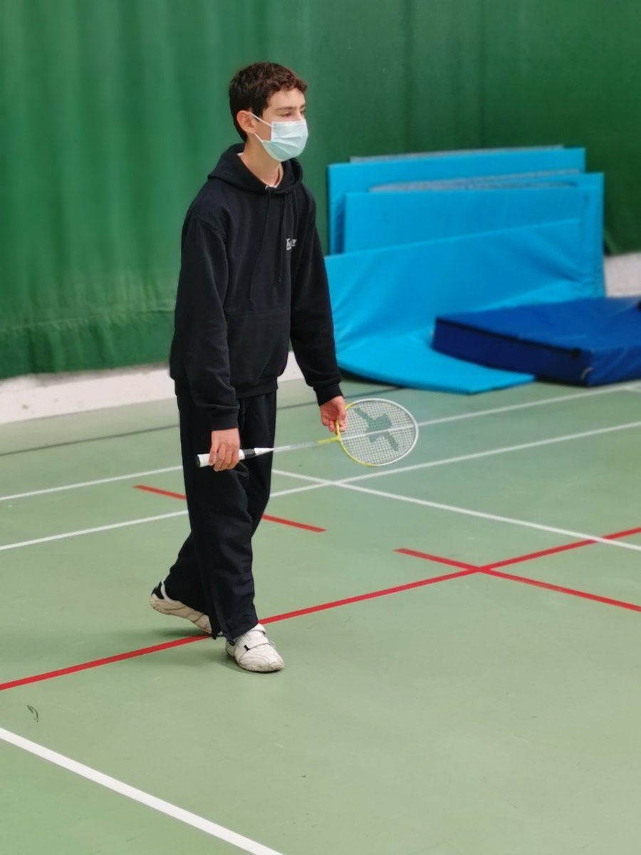 FairviewBofA's tweet photo. Here students can be seen practicing badminton which requires both cognitive flexibility and physical agility, which are skills that can be demonstrated by a #BalancedLearner #FairviewBofA #MYP #IB https://t.co/ggCpkslK9r