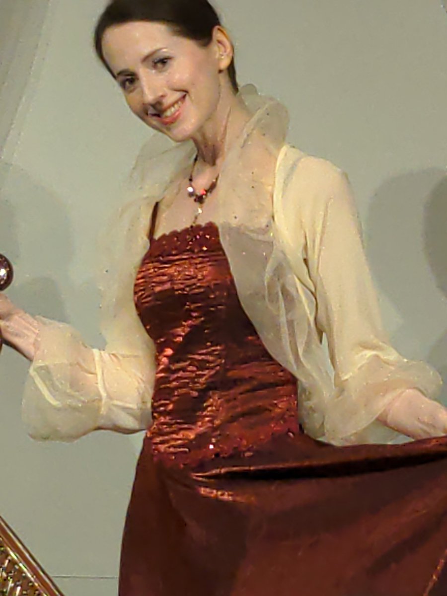 洋一 なっちゃん凄く綺麗ですね この前ナターシャさんのライブ観に行ってみようかとナターシャさんのhp見てみましたらチケット売り切れてました