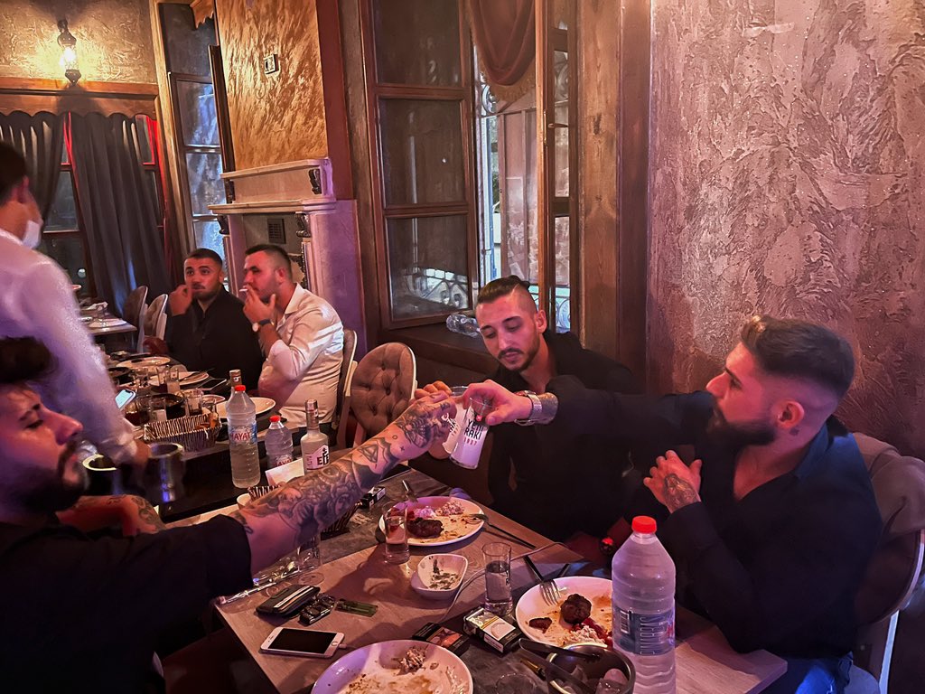 Sizce bu kadro gece lale olmuş mudur?