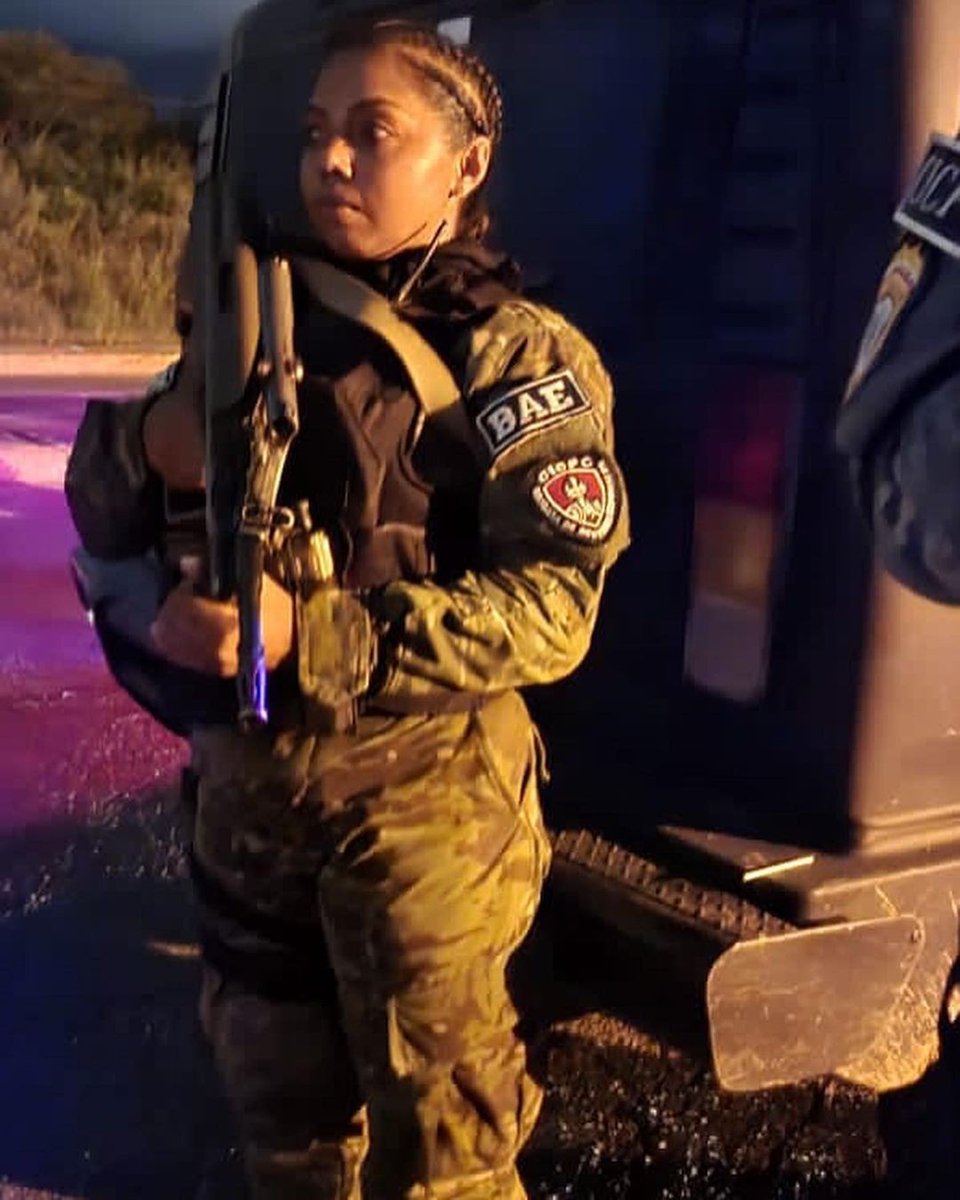 Seguimos sin descansos en la operación Barlovento. 

  #Cicpc #PorTuSeguridad #Seguridad #DouglasRico #Venezuela #PoliciaCientifica #Policia #Criminalistica #paz #instagram #atención