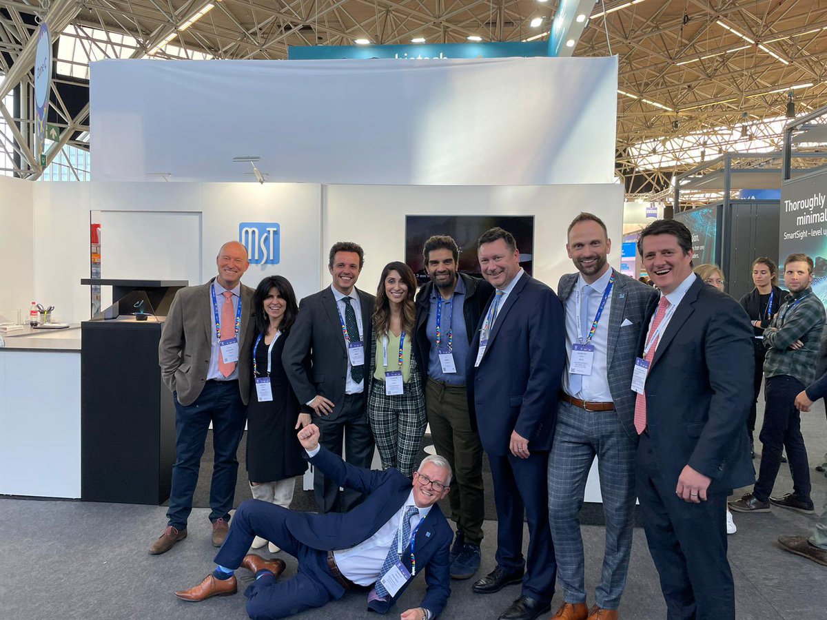 altomed's tweet image. It’s great to be back @ESCRSofficial hanging out with @MstFitzy and the rest of the @MST_eye and of course @ikekahmed #escrs #escrs2021 #ophthalmology #ophthalmologylife