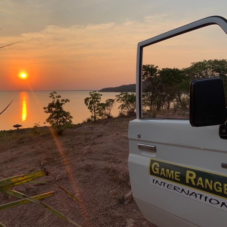 GameRangersInt's tweet photo. Nature is painting for us, day after day, pictures of infinite beauty ~ John Ruskin.
#naturescape #WeAreAllRangers #LakeItezhiTezhi #Zambia #Volunteer #ResourceProtection #Sunset https://t.co/gxUQLPvMkR