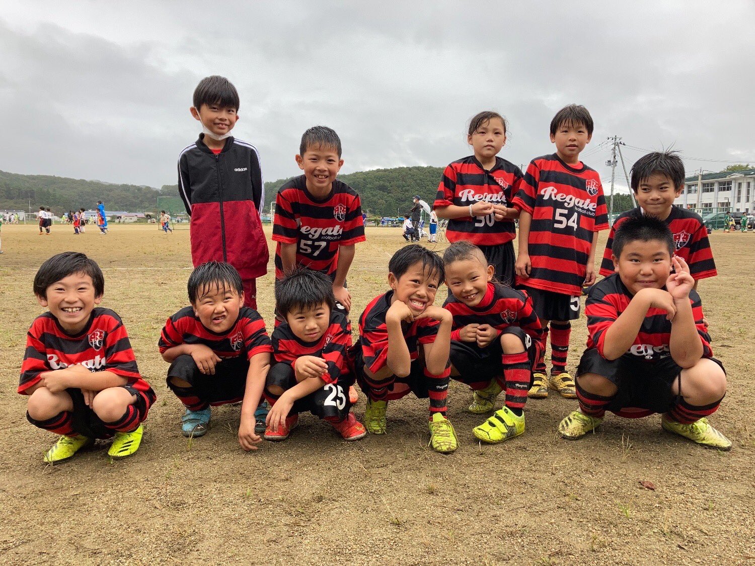 Fc Regate 奥の細道サッカーフェスティバル バモス福島ホワイトリバーfcの大会でした 遠藤監督 保護者の皆様お世話になりました 土屋健二さん久々に会えて嬉しかった 会場で各チームのコーチと話が出来て嬉しかった U 12優勝 U10優勝 U 8頑張っ