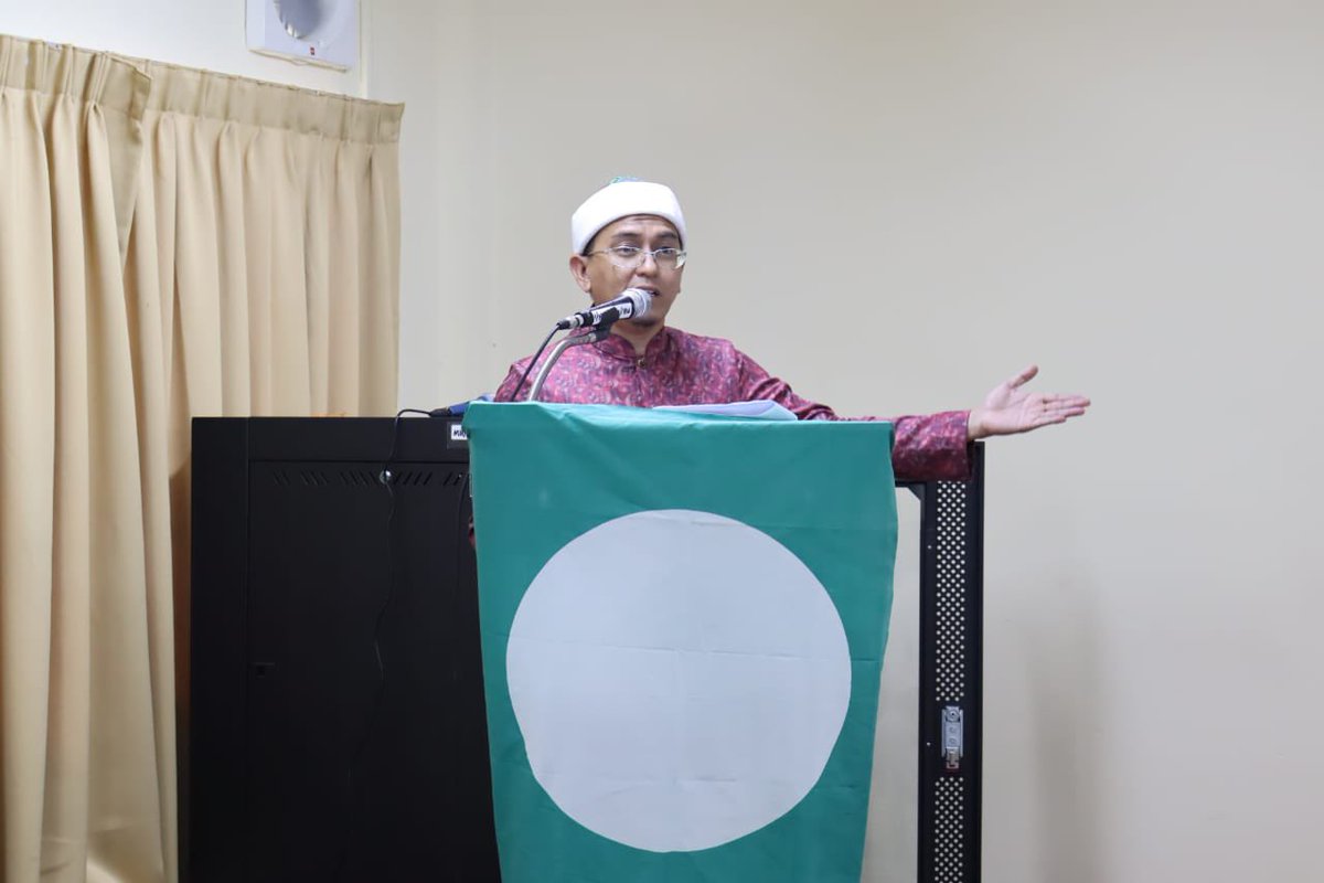IrKhairilNizam's tweet photo. “Jika kamu mahu melihat masa depan sesebuah negara, maka lihatlah pemuda-pemudinya pada hari ini.” Saidina Ali R.A Ini adalah satu kenyataan yang tidak boleh dinafikan oleh para pemimpin negara dan 'kita' yang prihatin.. https://t.co/Ngx3mGI0DE